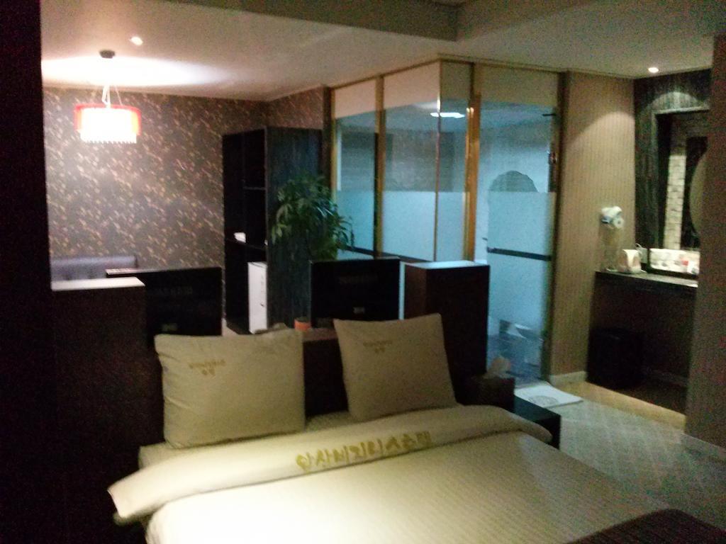 Apsan Business Hotel Daegu Ruang foto
