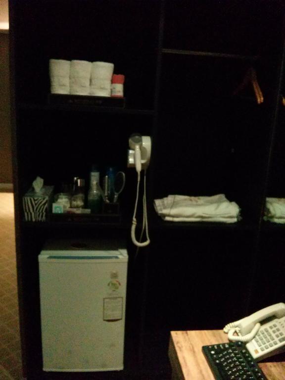 Apsan Business Hotel Daegu Bagian luar foto