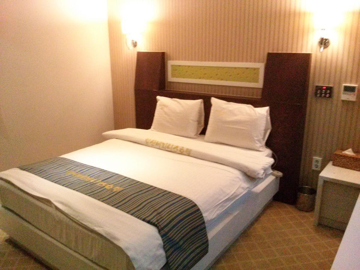 Apsan Business Hotel Daegu Ruang foto